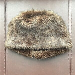 Turtle Fur Vermont Collection Faux Fur Brown Beanie Hat | NWOT | Cozy Winter